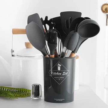 Silicone utensil set